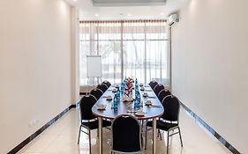 Tanoa International Dateline Hotel